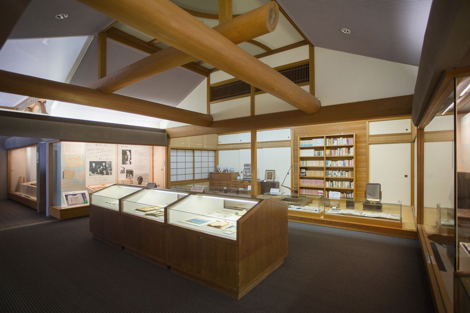 壺井栄文学館 館内
